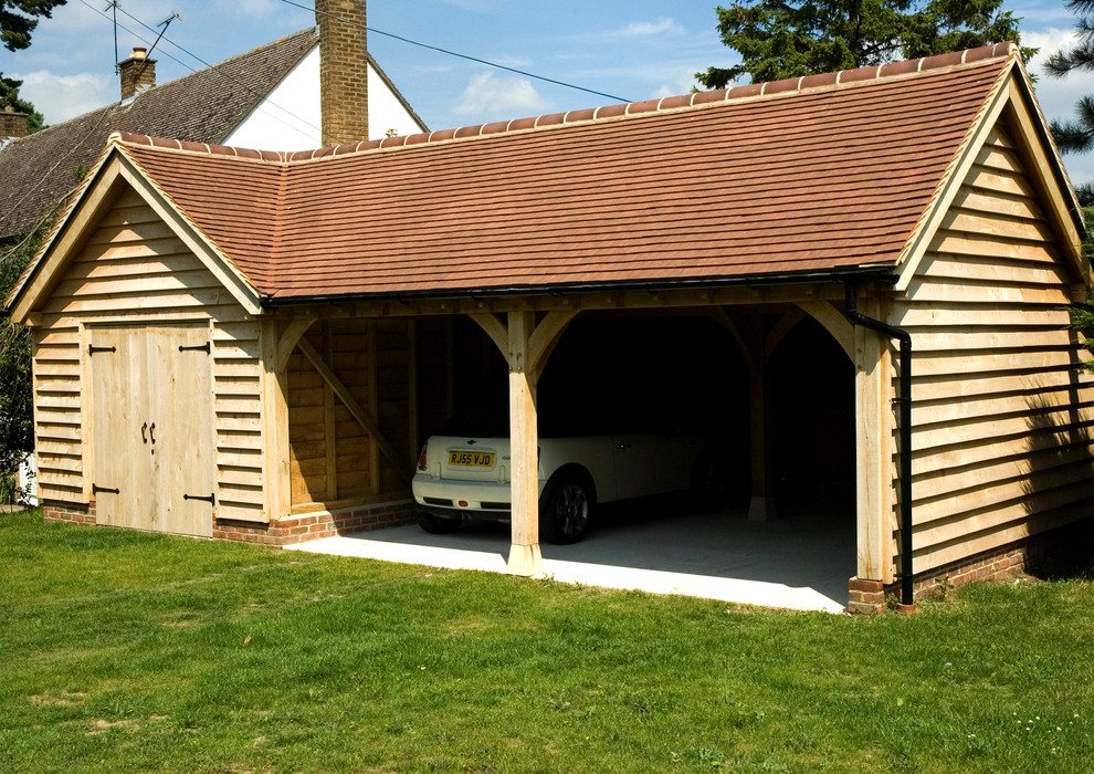 Photo of a traditional garage in Oxfordshire.