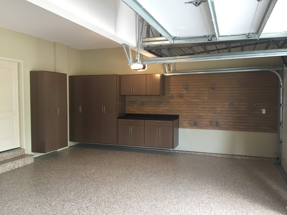 Gary & Fran in Parkville Missouri Traditional Garage Kansas City