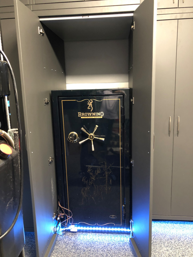 GL CUSTOM GARAGE DALLAS TEXAS Modern Garage Dallas by