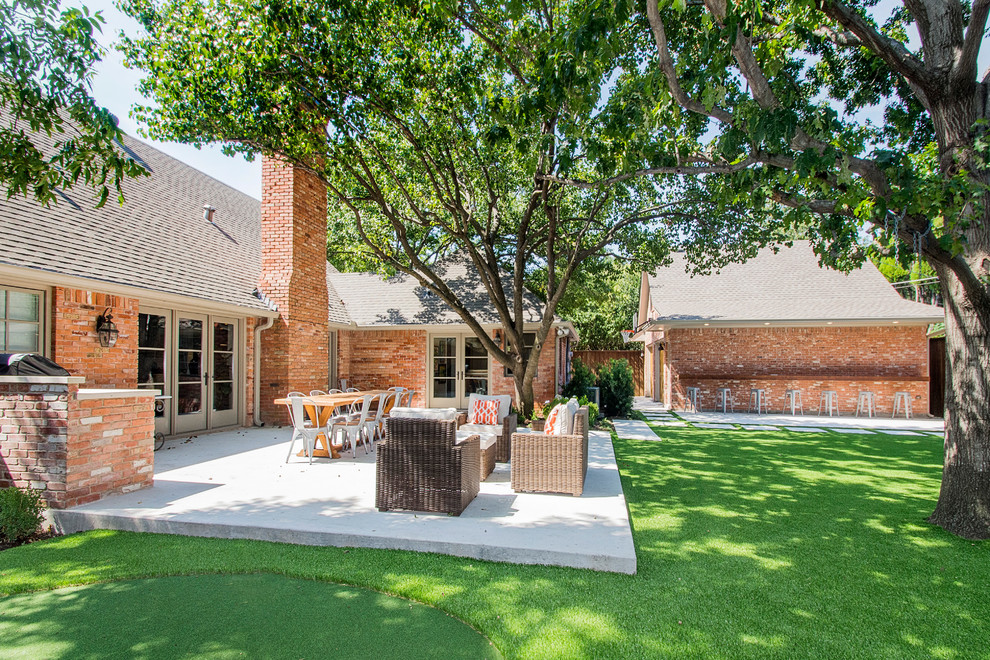 Garage & Game Room Addition Traditional Patio Dallas