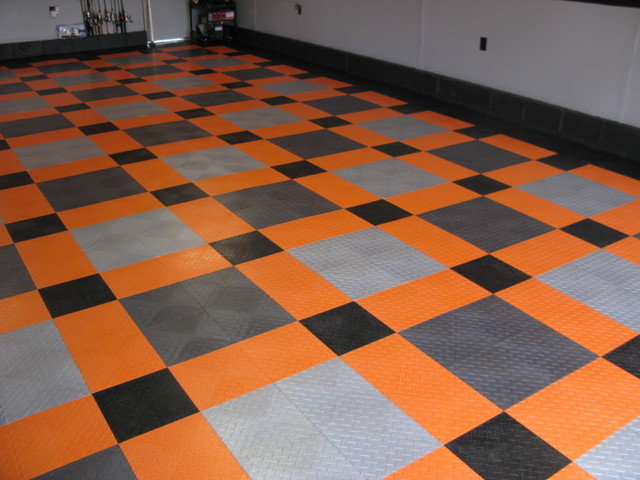 Harley Davidson Garage Craftsman, Craftsman Garage Floor Tiles