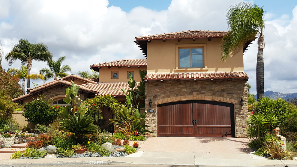 This is an example of a mediterranean garage in San Diego.