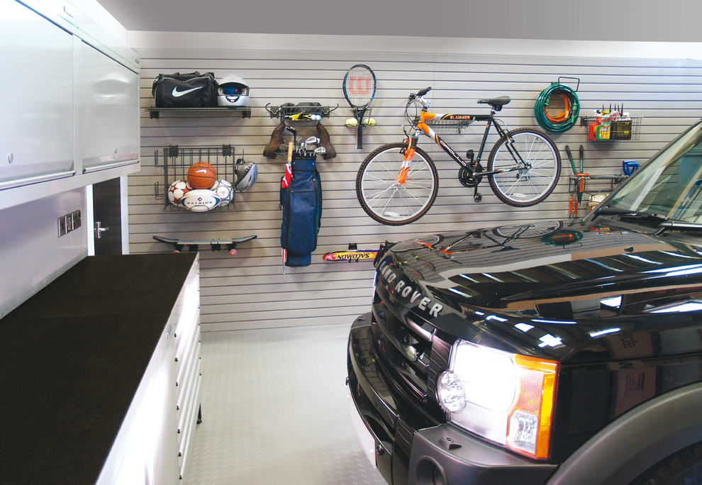 Cette image montre un garage design.
