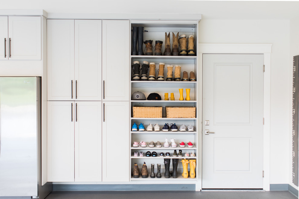 Jillian Harris & Justin Passuto Garage Garage Other by STORX