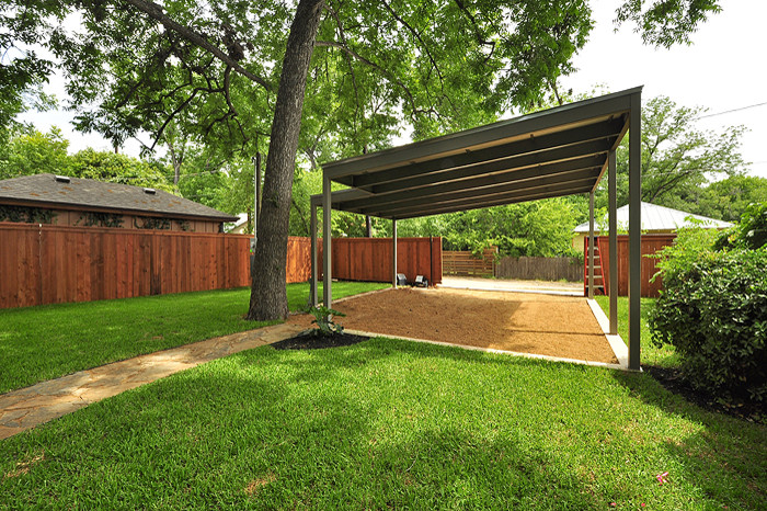 Example of a trendy garage design in Austin
