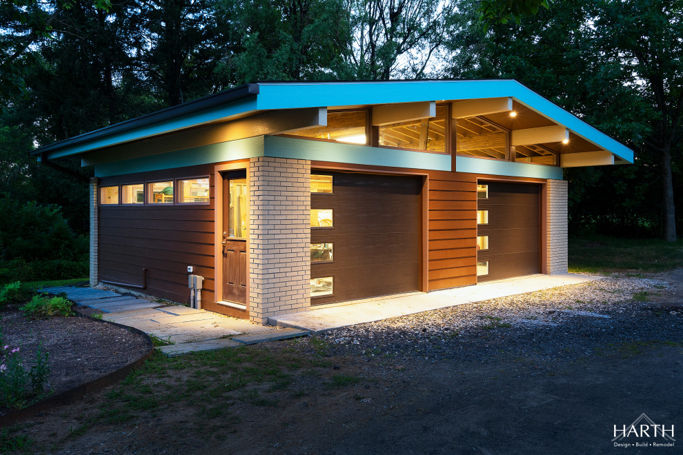 Lower Gwynedd Garage Midcentury Garage Philadelphia by Harth