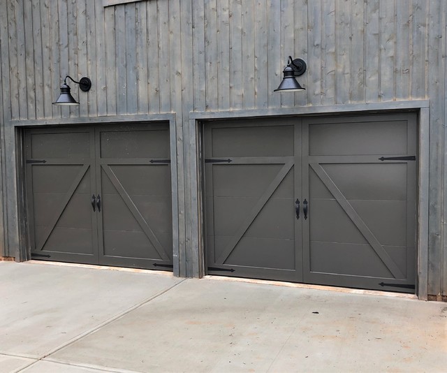 Model 2011 (Smooth 20 Gauge Steel) Craftsman Garage by Doorsmith