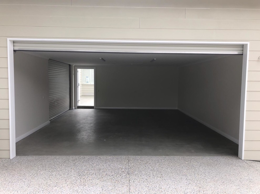Kleine Moderne Garage in Perth