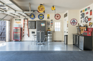 custom painted garages