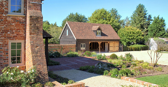 Gorgeous garage designs pictures Our Award Winning Classic Barn Oak Framed Garage Designs Classique Hampshire Par The Company Houzz