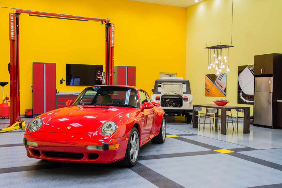 Garage - three-car garage idea in Miami