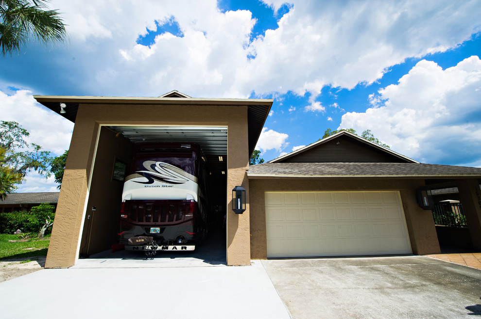 RV Garage Addition Traditional Garage Tampa by Lindross
