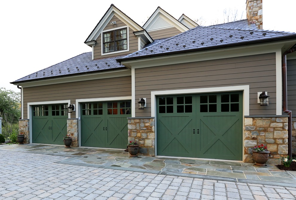 Large traditional attached garage in DC Metro with three or more cars.
