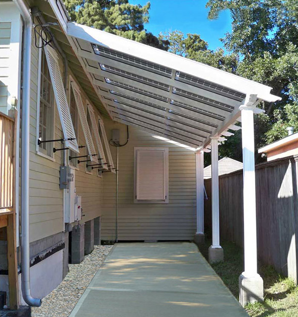 Solar Carports モダン ガレージ クリーブランド Parsons Construction Group, LLC