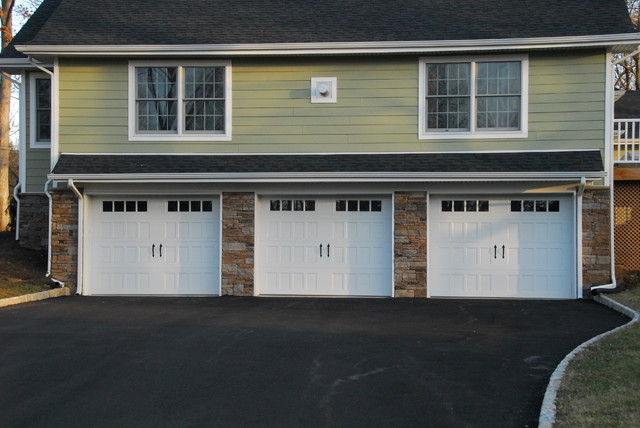 Steel Insulated Carriage Style Garage Doors Campagne Newark Par Door To - Garage Doors Carriage Style