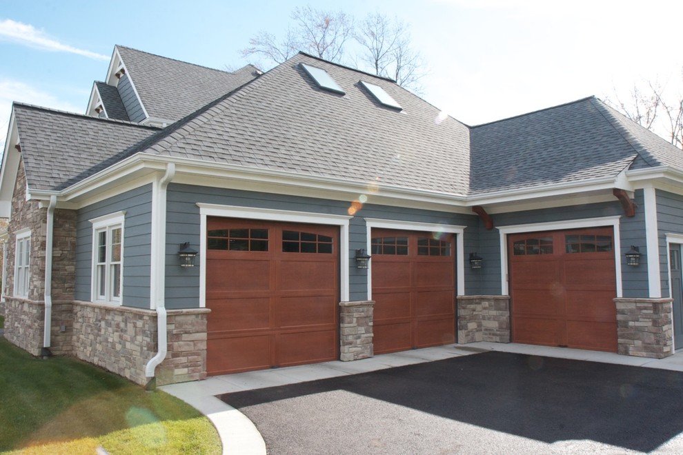 Stone Veneer And Cement Board Traditional Garage Stone Veneer And Cement Board Traditional Garage