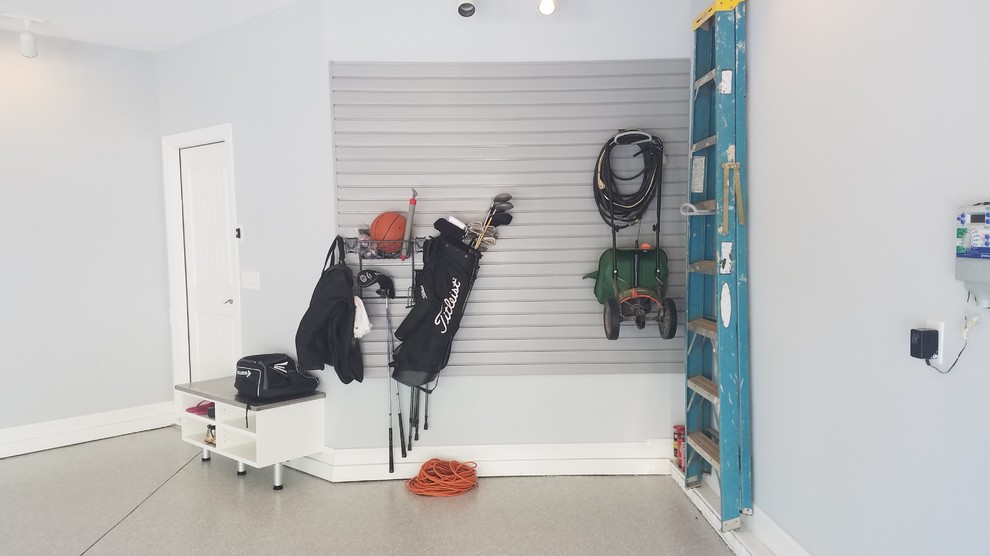 White Laguna SC Garage Other by