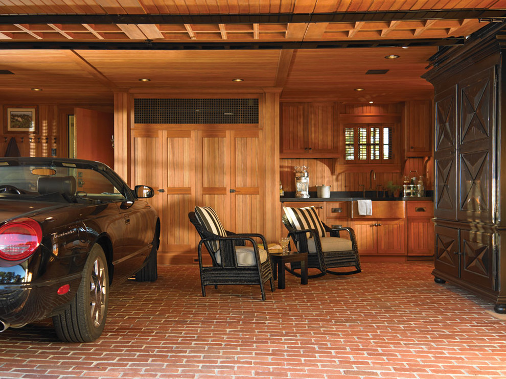 Garage - eclectic one-car garage idea in Boston