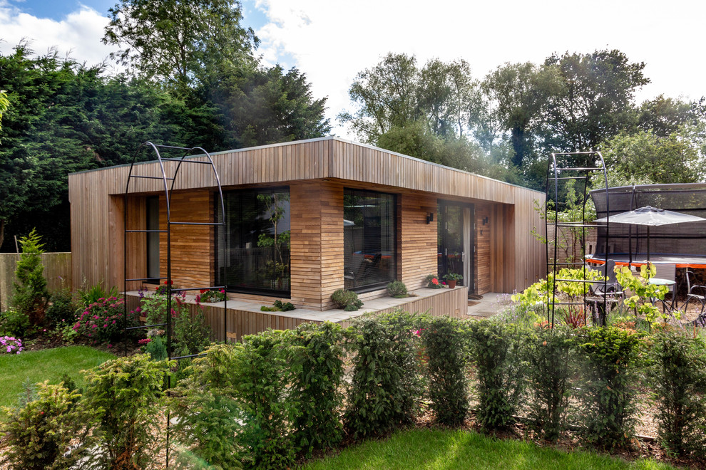 Design ideas for a contemporary garden shed and building in Hertfordshire.