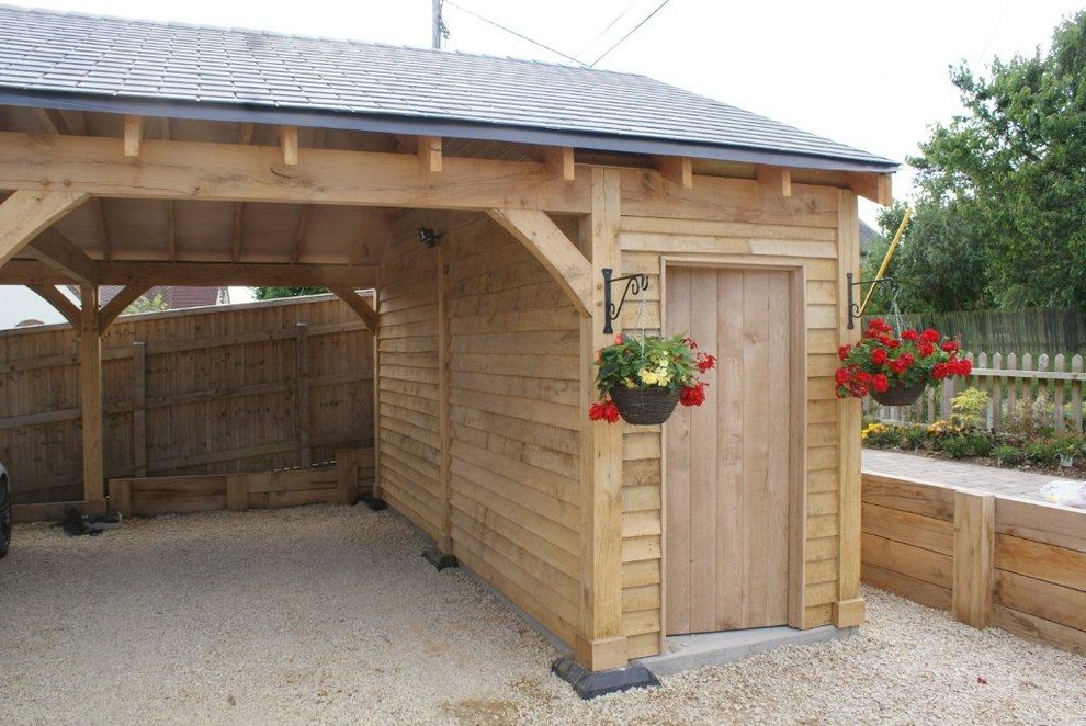 Inspiration for a traditional garden shed and building in Other.