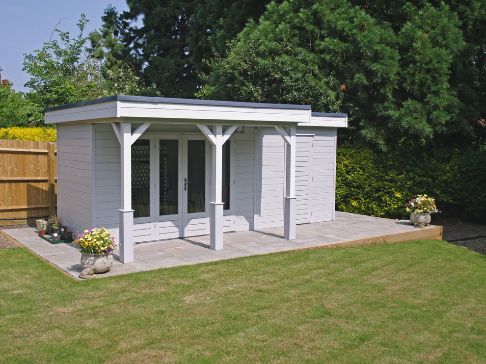 Inspiration for a mid-sized timeless detached garden shed remodel in Wiltshire