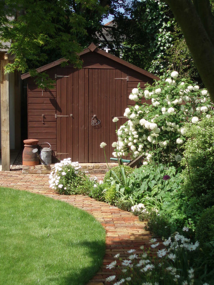 Elegant detached garden shed photo in London