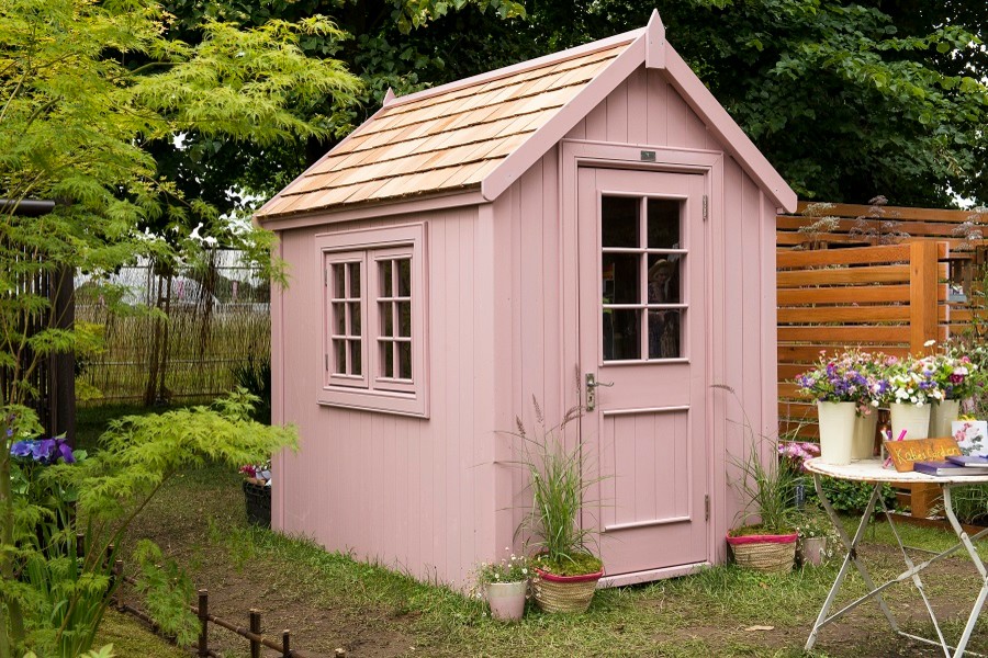 Foto di un piccolo capanno da giardino o per gli attrezzi tradizionale