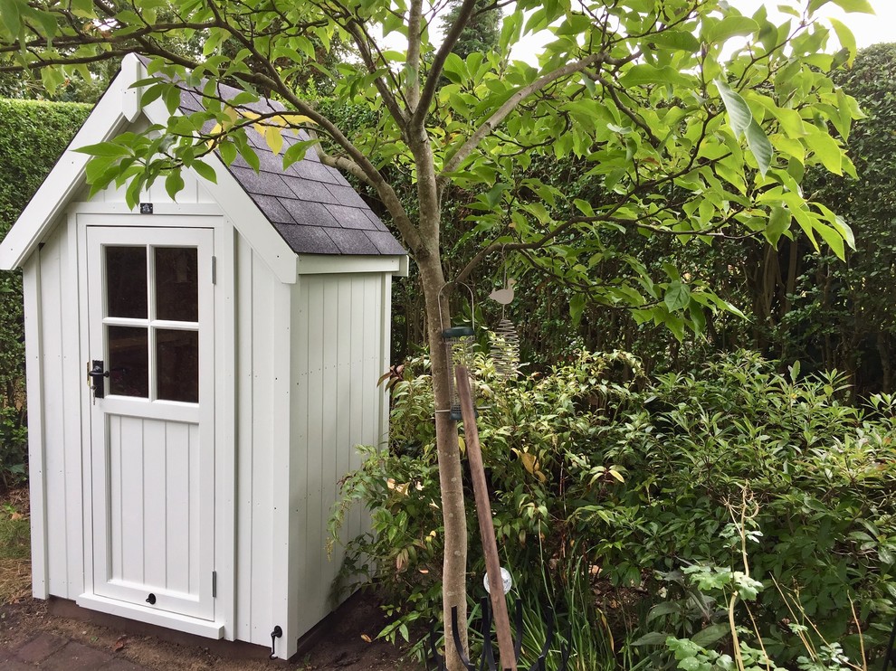 Design ideas for a small modern detached garden shed in Manchester.
