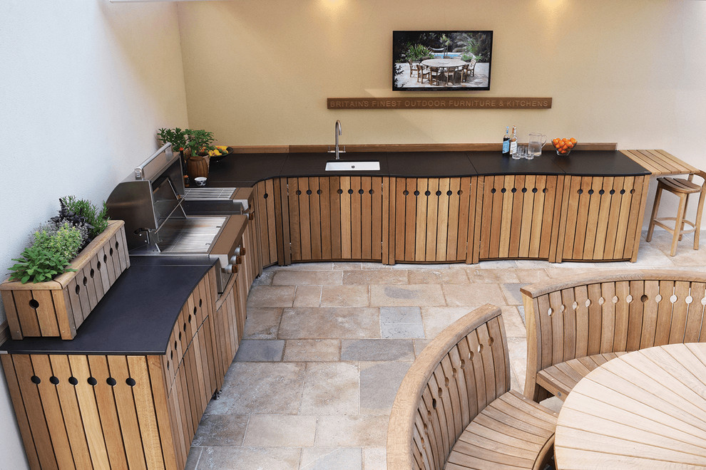 A la Carte Classic Outdoor Kitchen - Traditional - Landscape ...