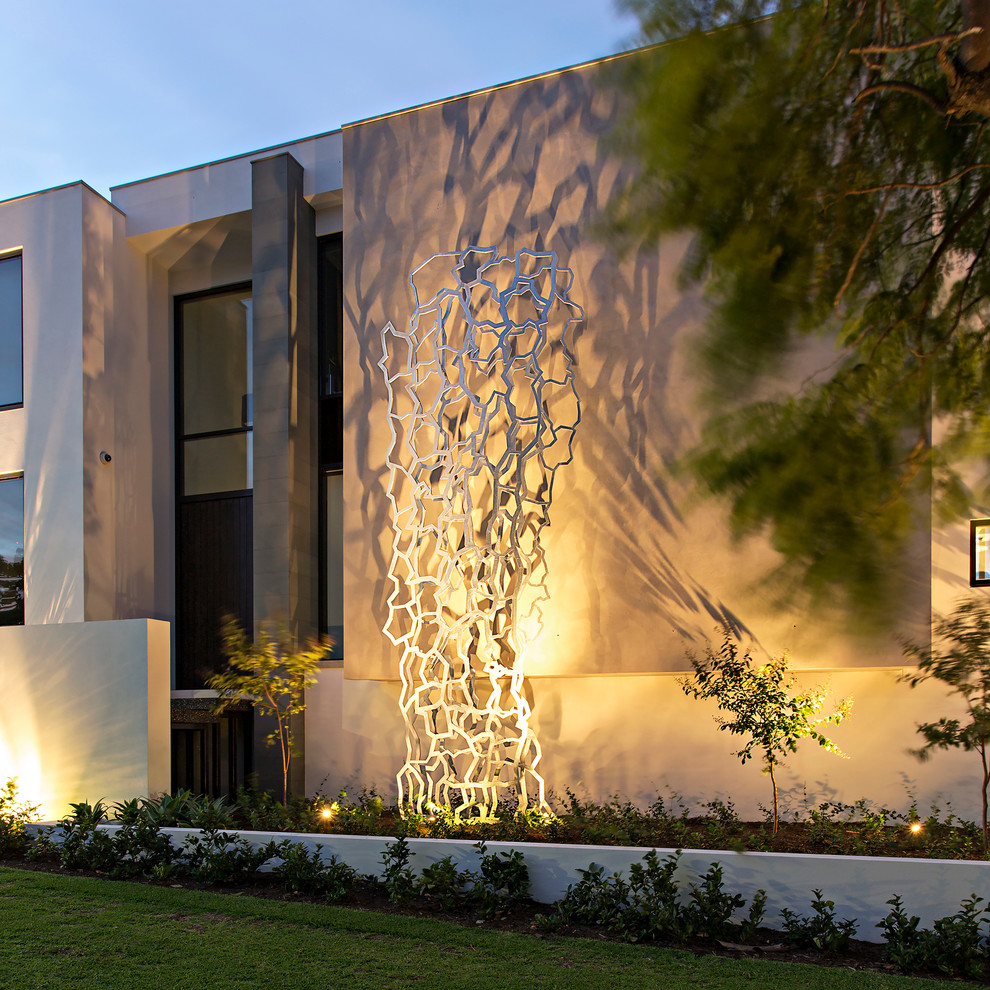 Design ideas for a contemporary landscaping in Perth.