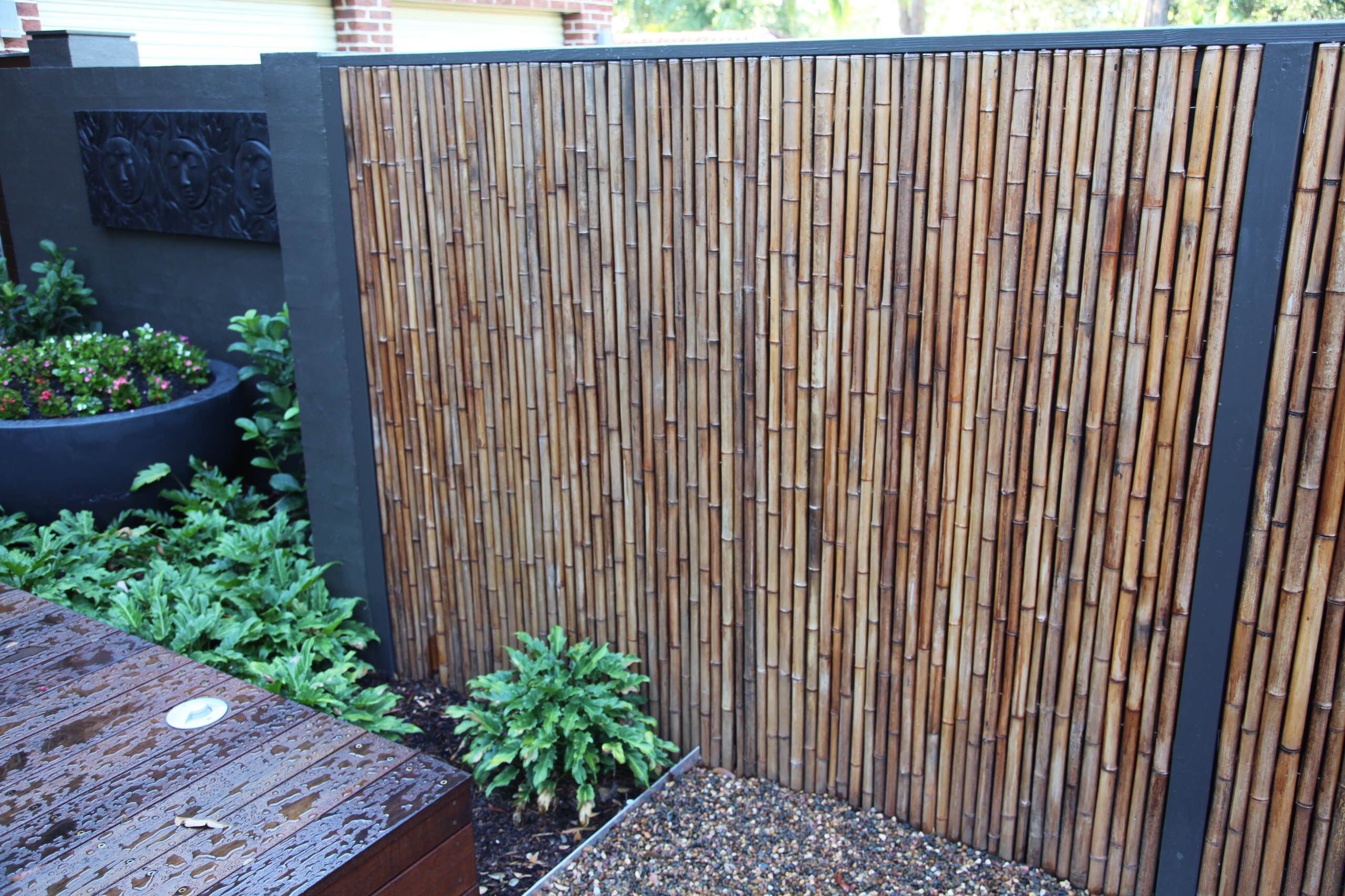 Bamboo Privacy Fence - Photos & Ideas | Houzz