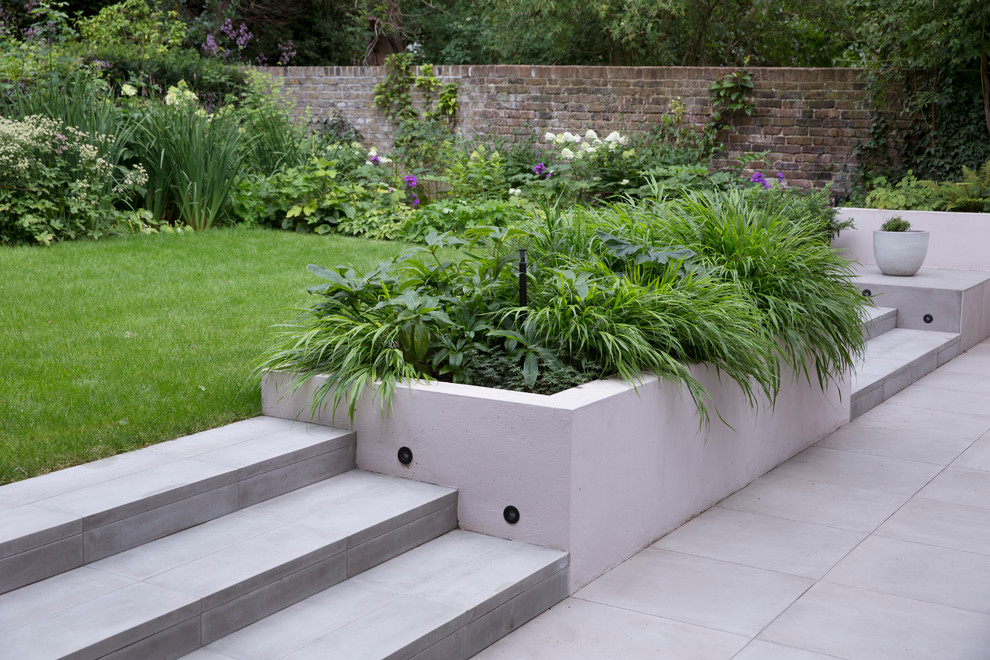 Design ideas for a landscaping in London.