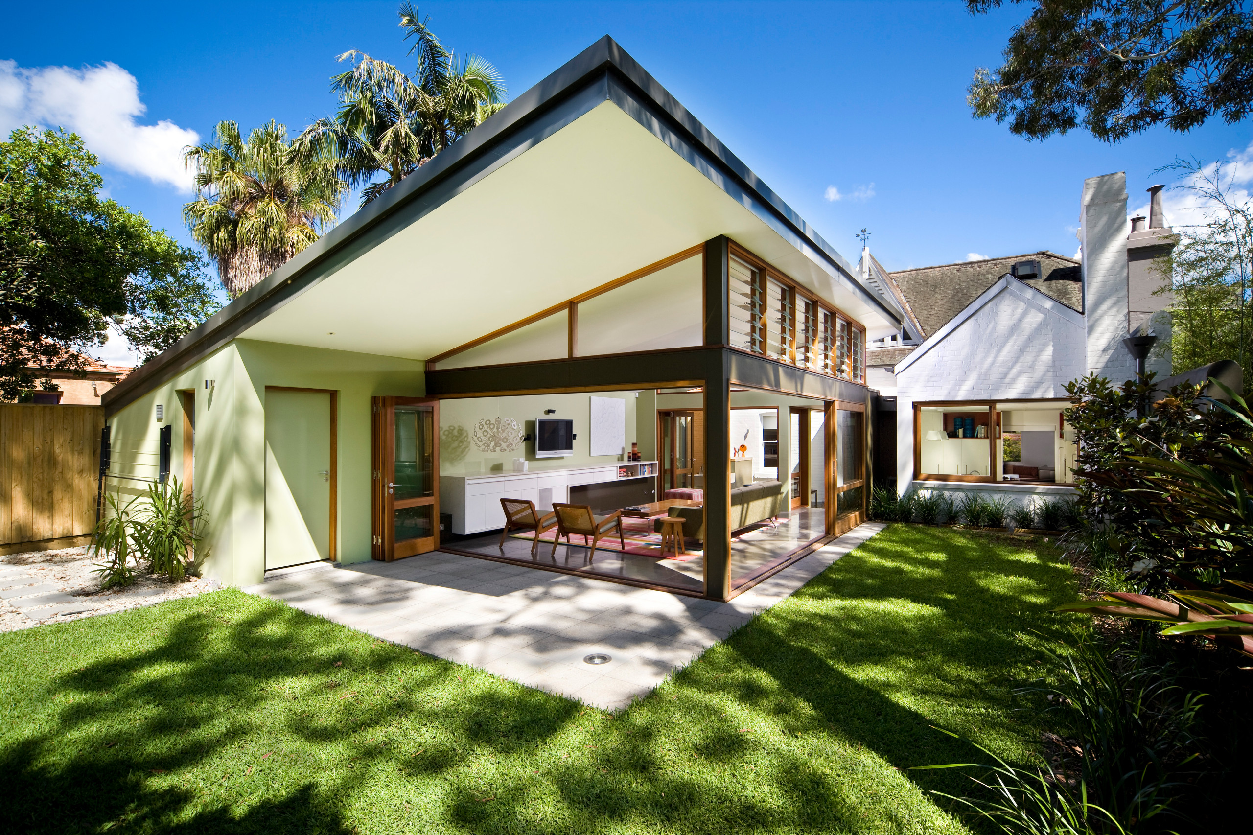 Birchgrove House - Contemporary - Landscape - Sydney - by Melocco and Moore  Architects | Houzz