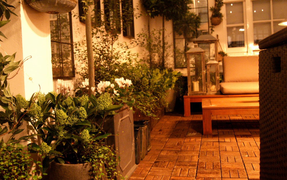 Mittelgroßer, Halbschattiger Stilmix Garten im Innenhof mit Sichtschutz in London