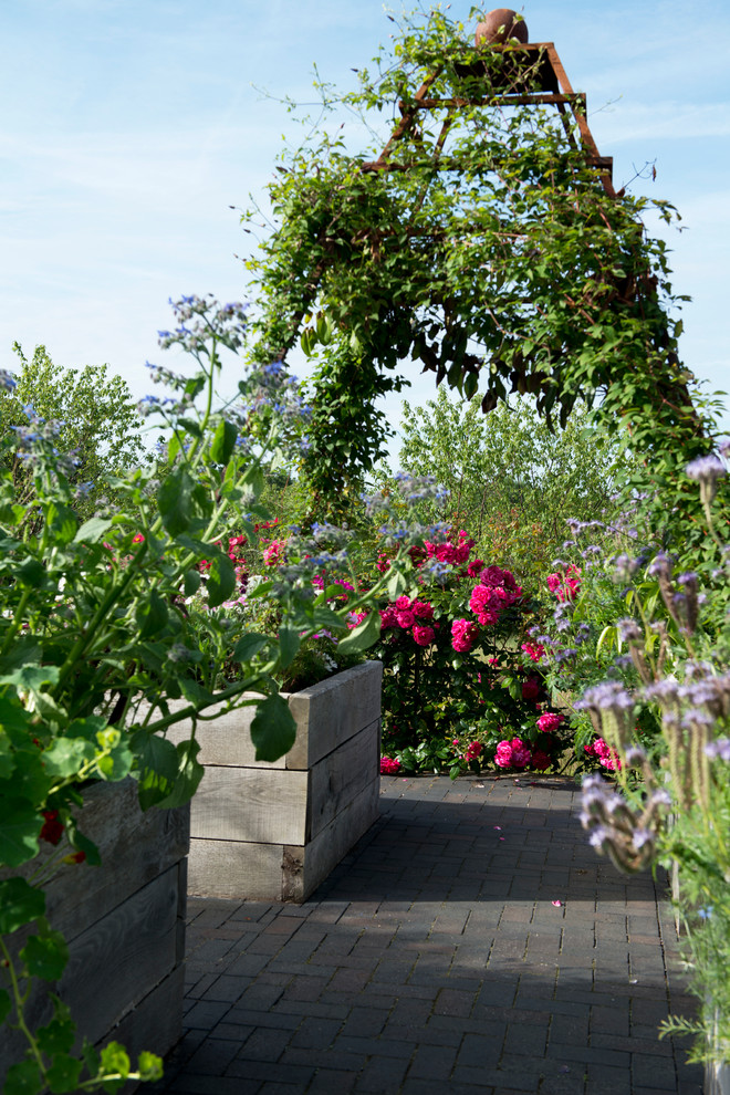 Chiltern Estate Country Garden Berkshire by The Garden Design