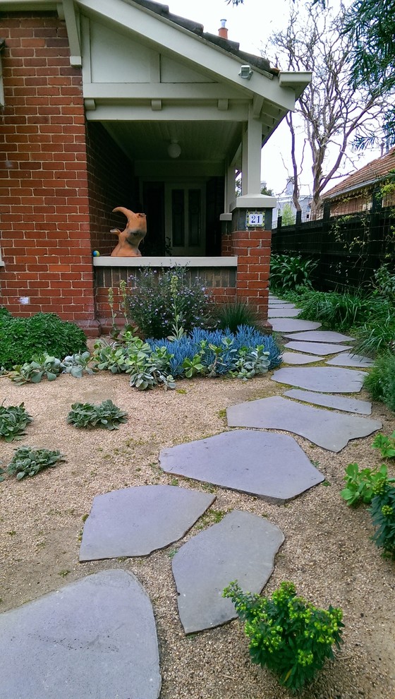 This is an example of an eclectic garden in Melbourne.