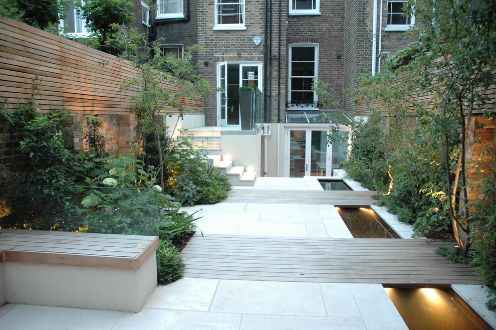 Contemporary garden in London.