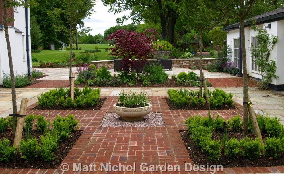 Идея дизайна: участок и сад среднего размера в стиле кантри
