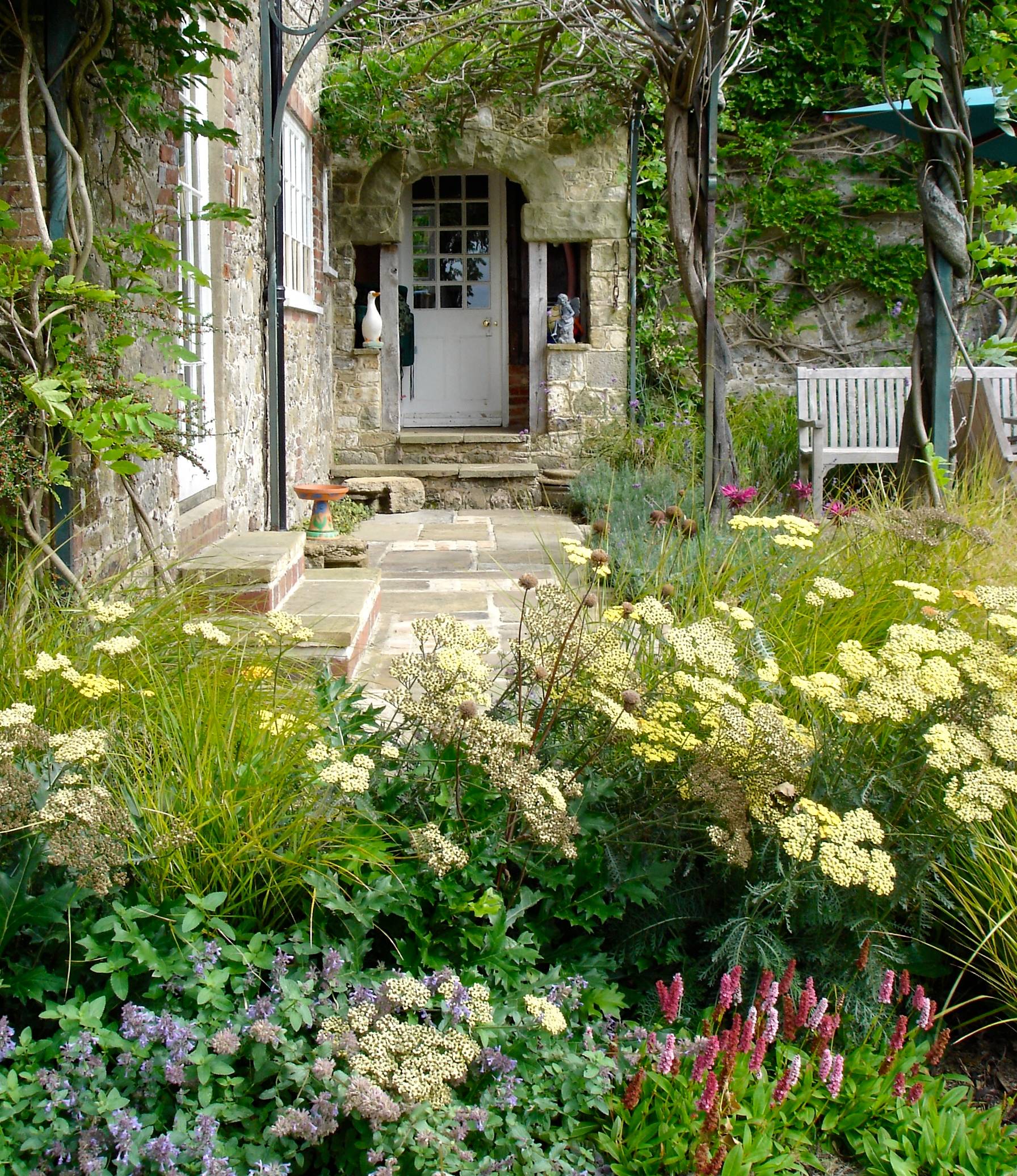 farmhouse rustic garden design