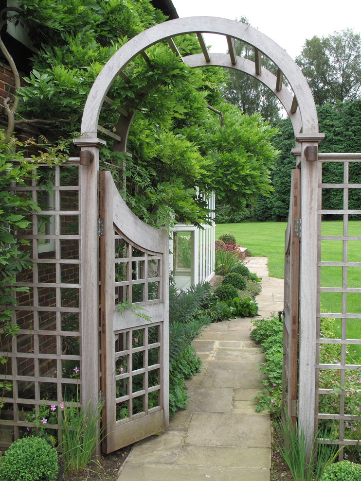This is an example of a classic garden in Surrey.