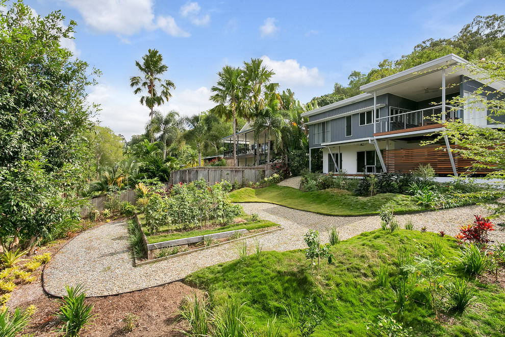 Geometrischer Garten mit Kübelpflanzen in Cairns