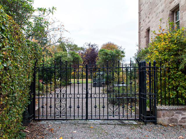 Houzz Tour: Midcentury Irish Cottage With Vintage Style