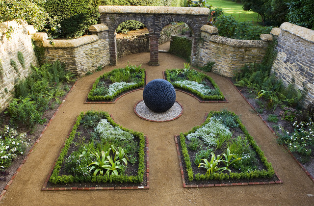 Dark Planet garden sculpture in traditional style courtyard - Contemporary  - Garden - Oxfordshire - by David Harber