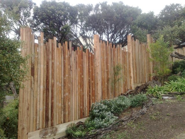 Fencing Beach Style Landscape, Fencing And Landscaping Melbourne