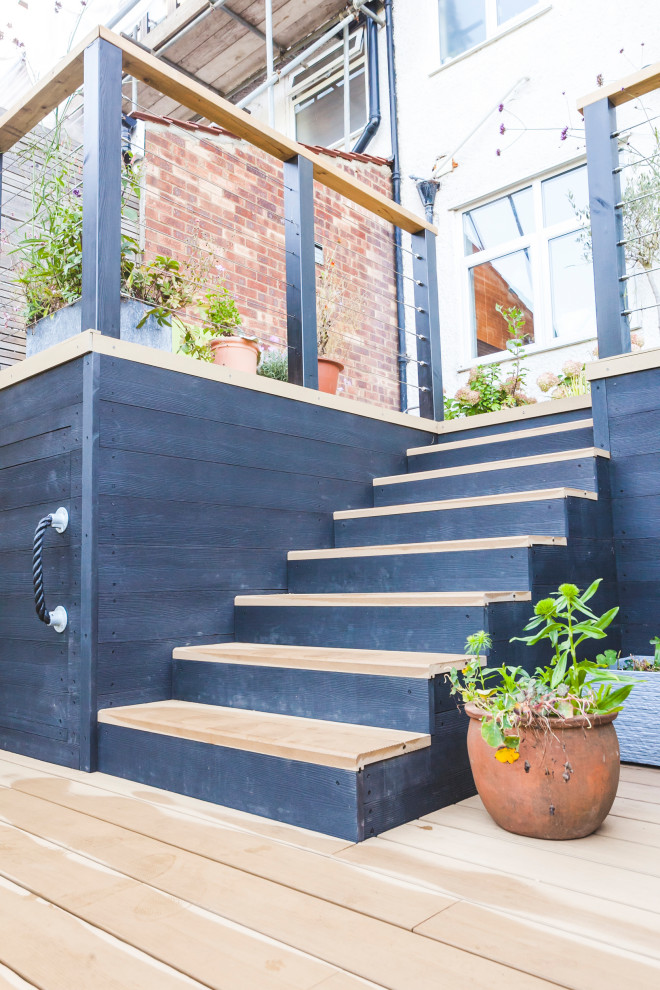 Finchley terraced garden Contemporary Landscape London by