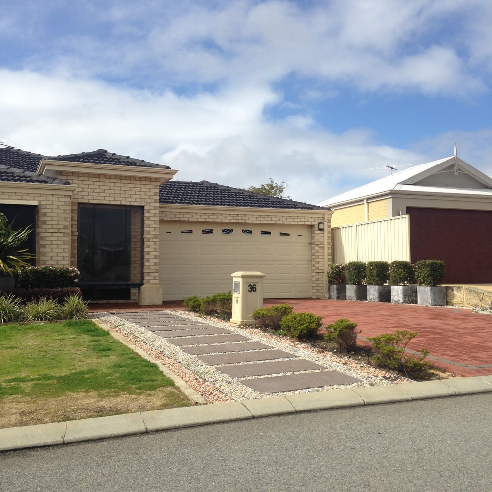 Front Entrance Makeover - Contemporary - Landscape - Perth - by Nouveau