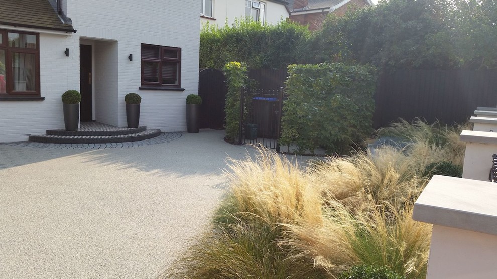 Front Garden Woking, Surrey - Contemporary - Landscape - Berkshire - by ...