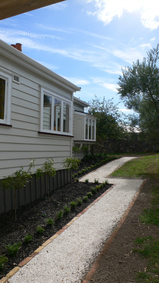 Источник вдохновения для домашнего уюта: участок и сад среднего размера в викторианском стиле