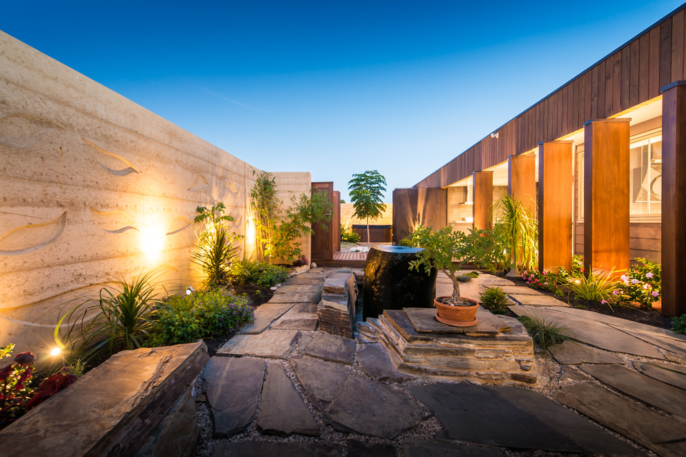 Moderner Garten im Innenhof in Adelaide