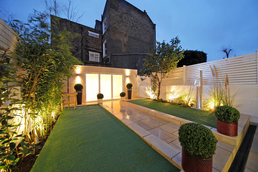 This is an example of a contemporary garden in Oxfordshire.